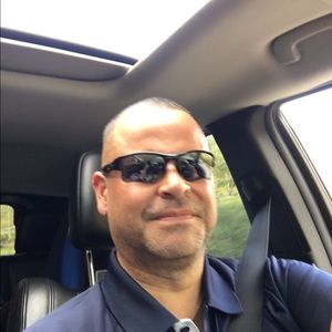 Meet your Posher, Ray